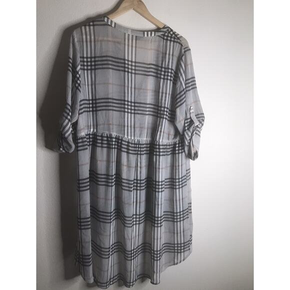 Torrid Lexie Blouse Womens Size 2X Hi Low Tunic Top Plaid Chiffon - Picture 3 of 6